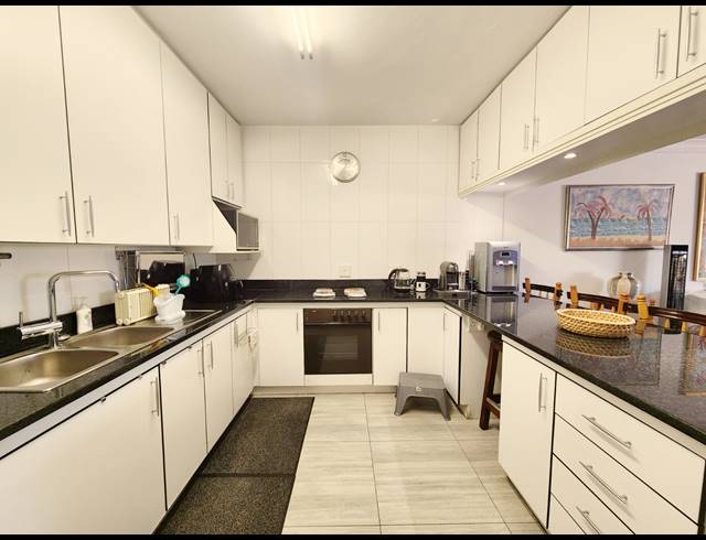3 BEDROOM TOWNHOUSE FOR SALE IN THREE RIVERS PROPER